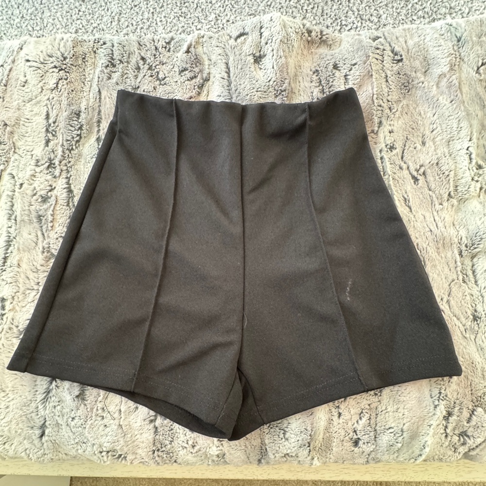 SHEIN Elegant Black Garment